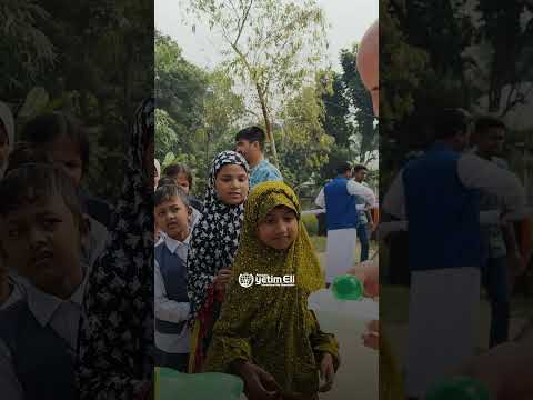 RAMADAN HEISST TEILEN