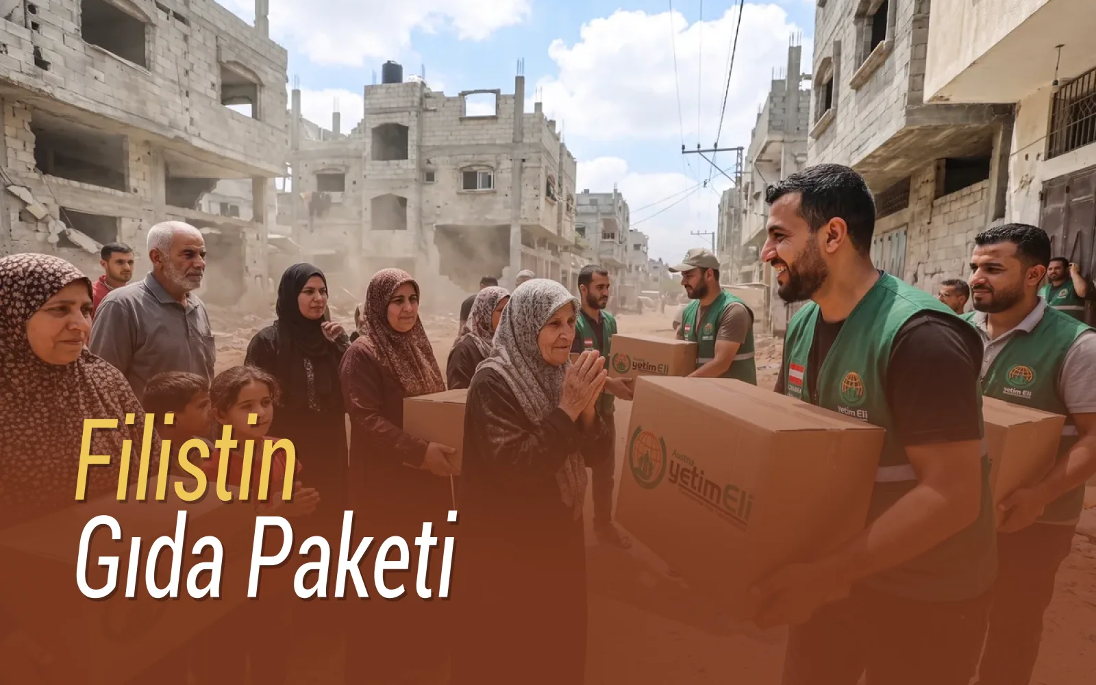 Gıda paketi bağışı ile ailelere teslim edilen erzak kolileri